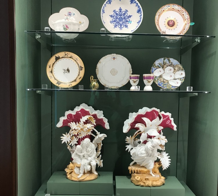 reeves-museum-of-ceramics-photo